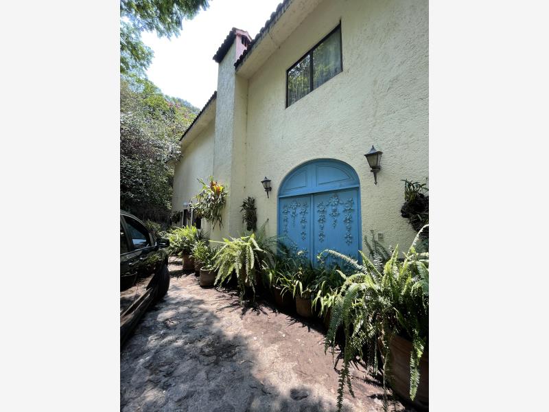 Casa en venta en Santa Maria Ahuacatitlan, Cuernavaca — foto 1 de 42
