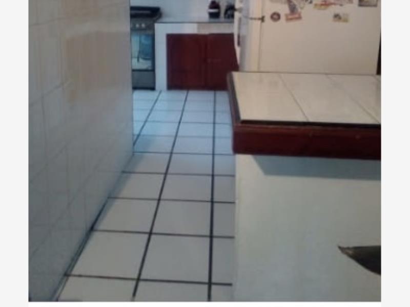 Casa en venta en Agua Azul Grupo A Super 4, Nezahualcóyotl — foto 1 de 10