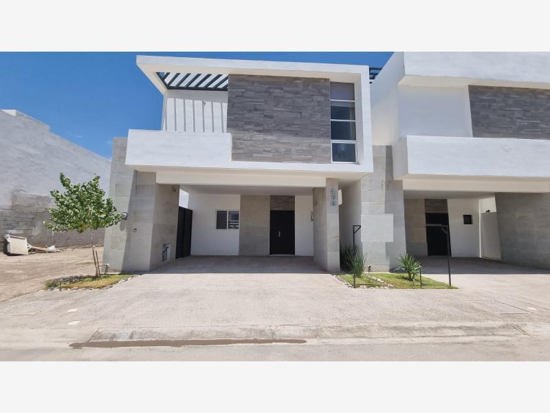 Casa en venta en Los Viñedos, Torreón — foto 1 de 13