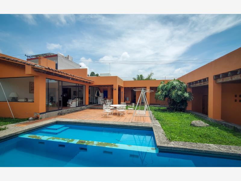 Casa en venta en Lomas de Tetela, Cuernavaca — foto 1 de 8