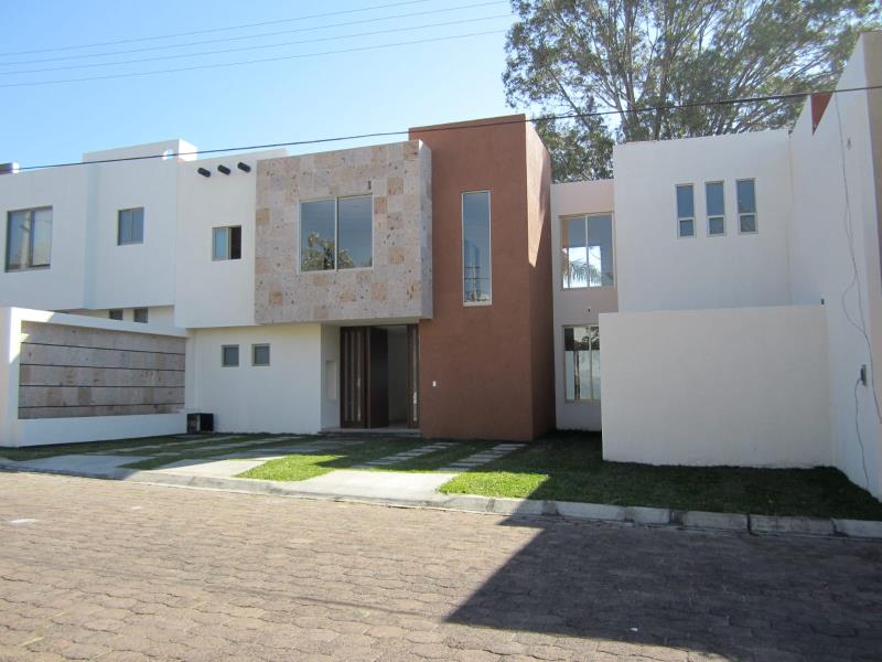 Casa en renta en FRACCIONAMIENTO VILLAS DEL LAGO, Cuernavaca, Morelos