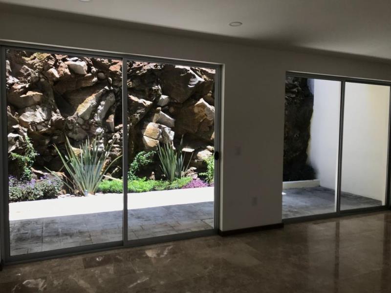 Casa en venta en Bosque Monarca, Morelia — foto 1 de 29