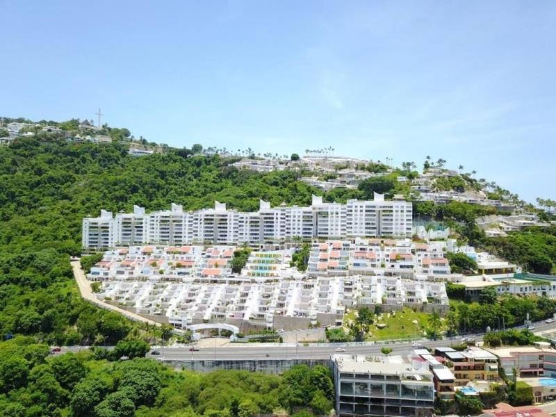 Departamento en venta en Brisas Diamante, Acapulco de Juárez — foto 1 de 45