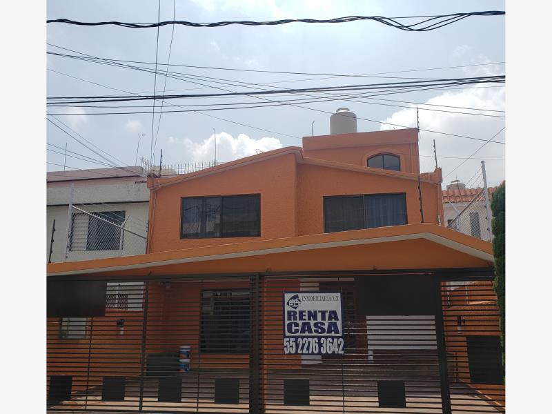 Casa en renta en Jardines Bellavista, Tlalnepantla de Baz — foto 1 de 15