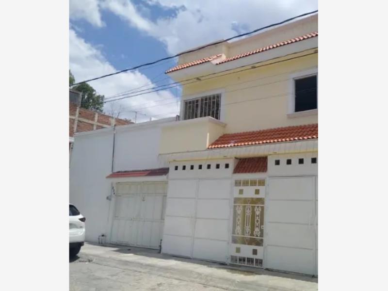 Casa en venta en Hacienda Echeveste, León