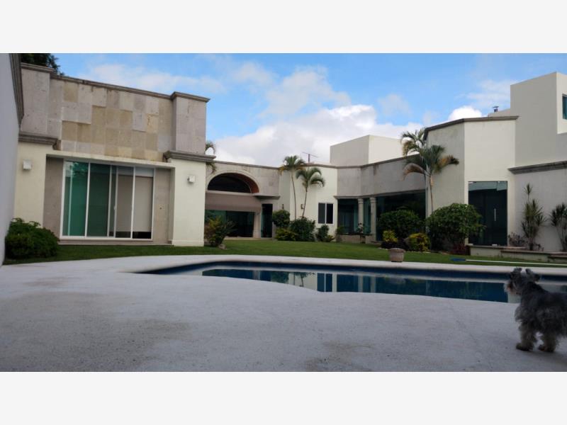 Casa en venta en Vista Hermosa, Cuernavaca — foto 1 de 26