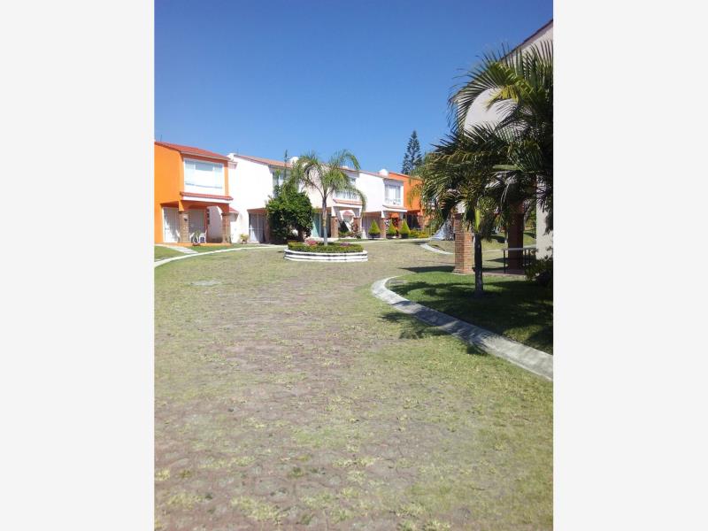 Casa en venta en Cocoyoc, Yautepec — foto 1 de 7
