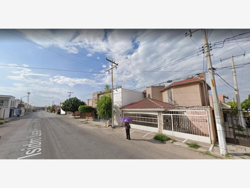 Casa en Remate en Los Álamos, Gómez Palacio, Durango