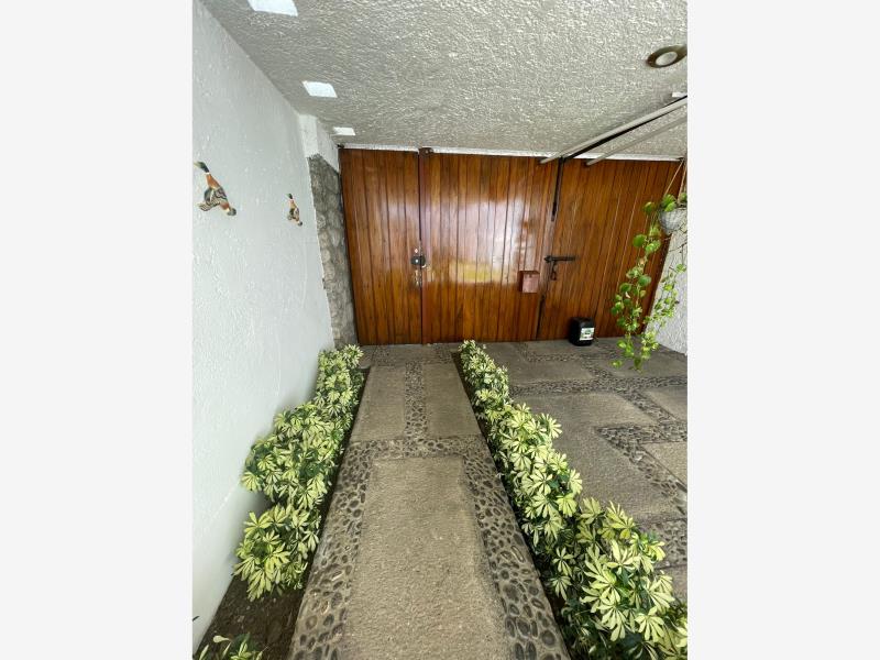 Casa en venta en Vista Hermosa, Cuernavaca — foto 1 de 28