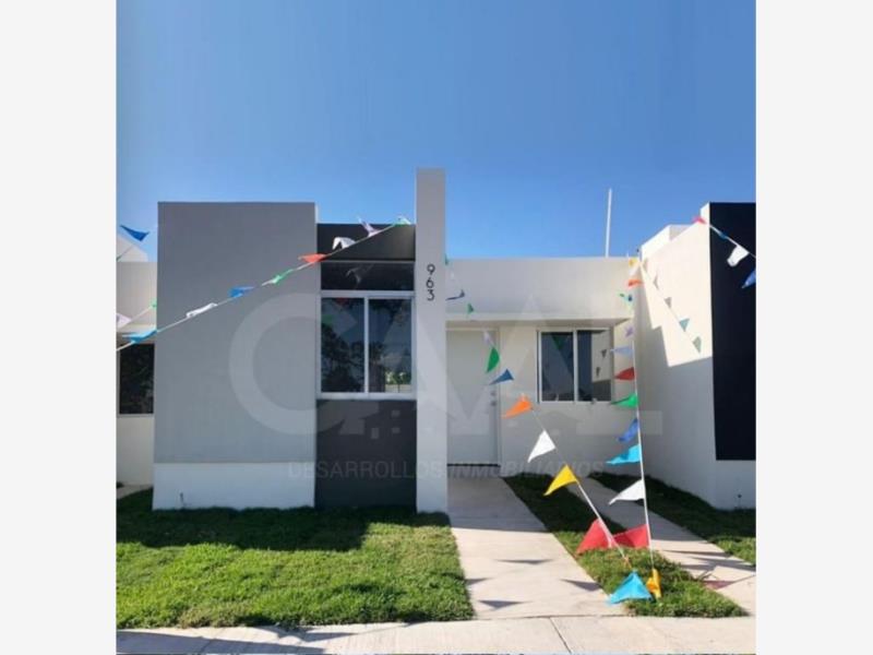 Casa en venta en Residencial Tulipanes, Villa de Álvarez
