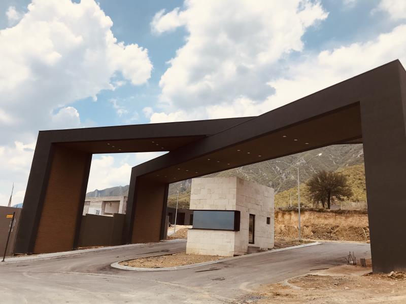 Terreno en venta en Bosques de las Misiones Sector Encino, Santiago — foto 1 de 4