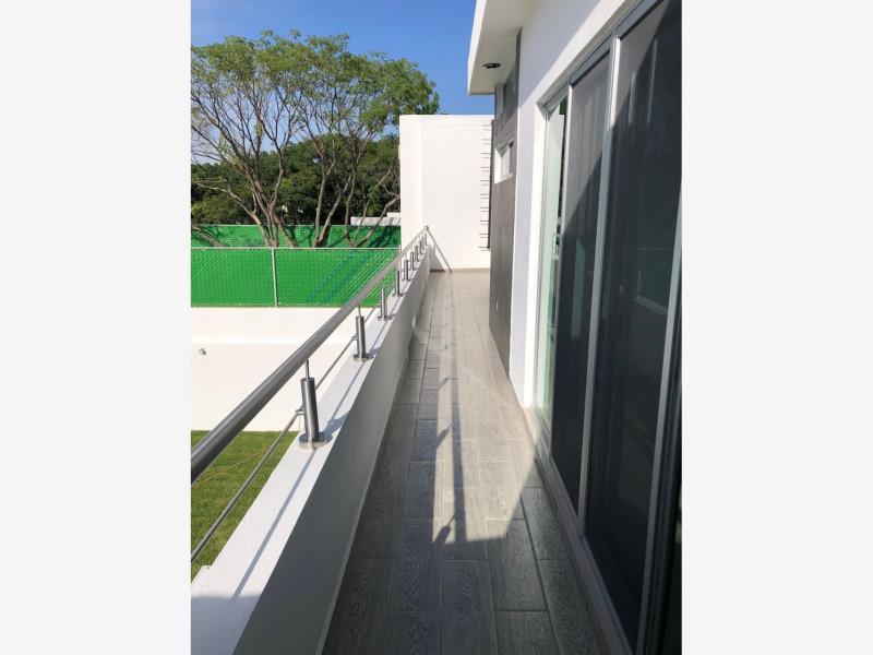 Casa en venta en Burgos Bugambilias, Temixco — foto 1 de 21