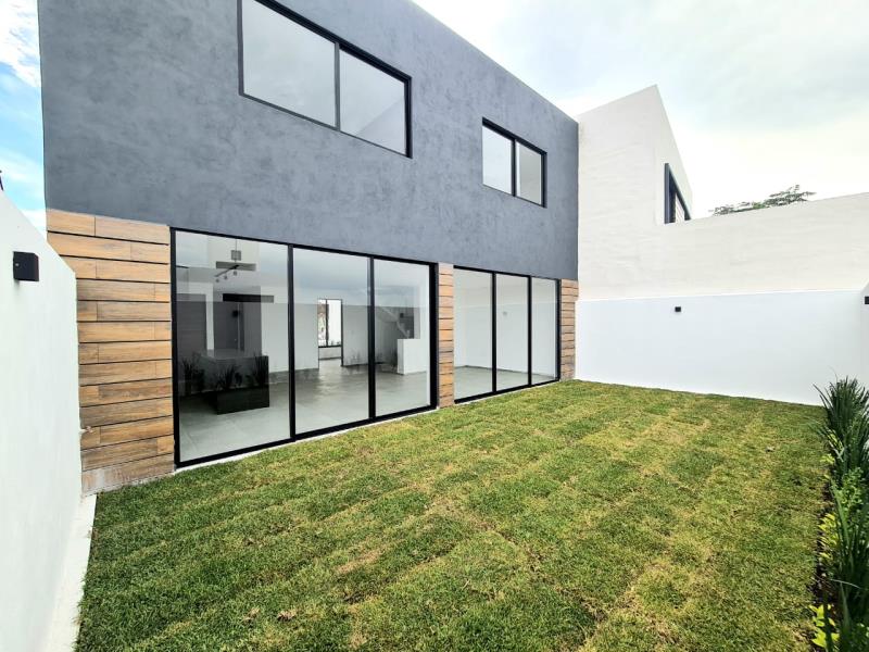 Casa en venta en Bosques Tres Marias, Morelia — foto 1 de 31