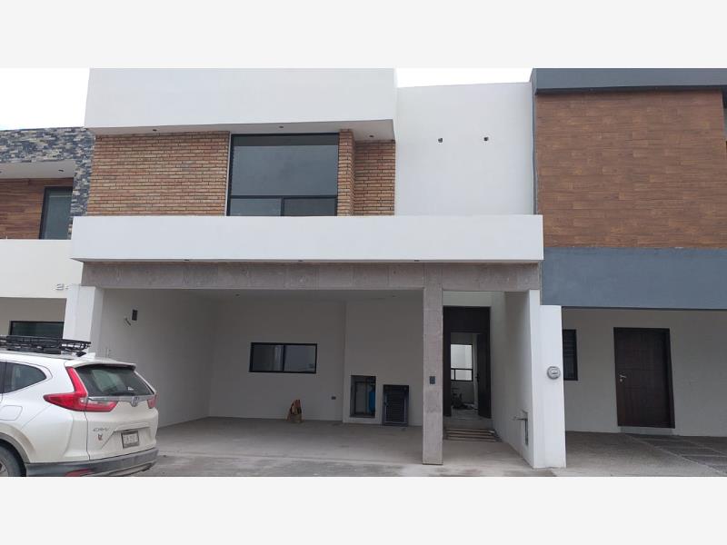 Casa en venta en Villa de las Palmas, Torreón — foto 1 de 13