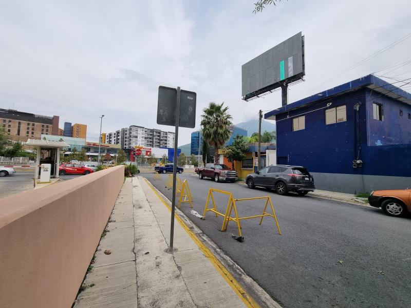 Local en venta en La Primavera, Monterrey — foto 1 de 15