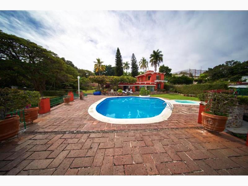 Casa en venta en Tequesquitengo, Jojutla — foto 1 de 13