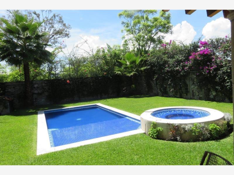 Casa en venta en Residencial Lomas de Jiutepec, Jiutepec — foto 1 de 14