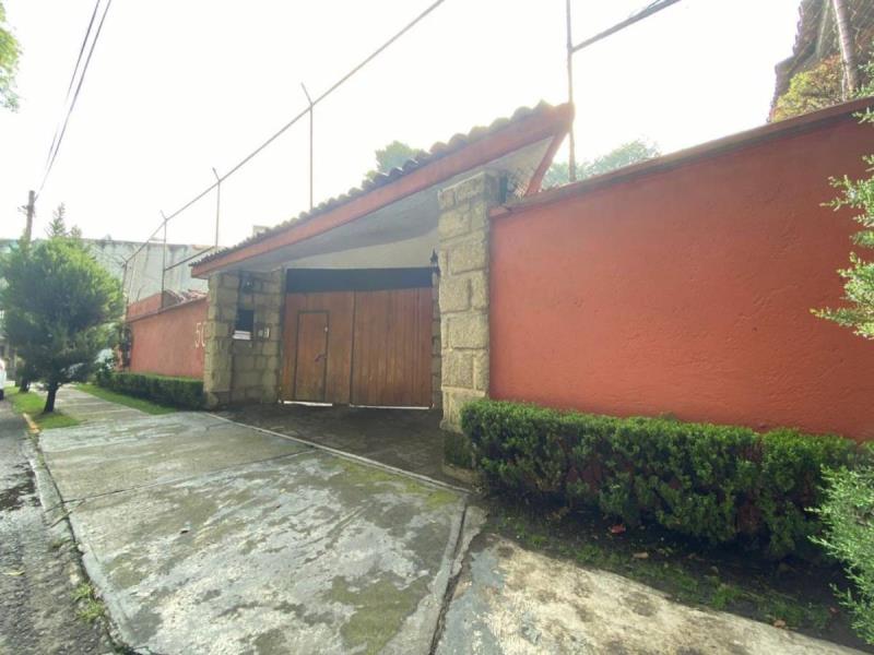 Casa en venta en San Juan Totoltepec, Naucalpan de Juárez — foto 1 de 27