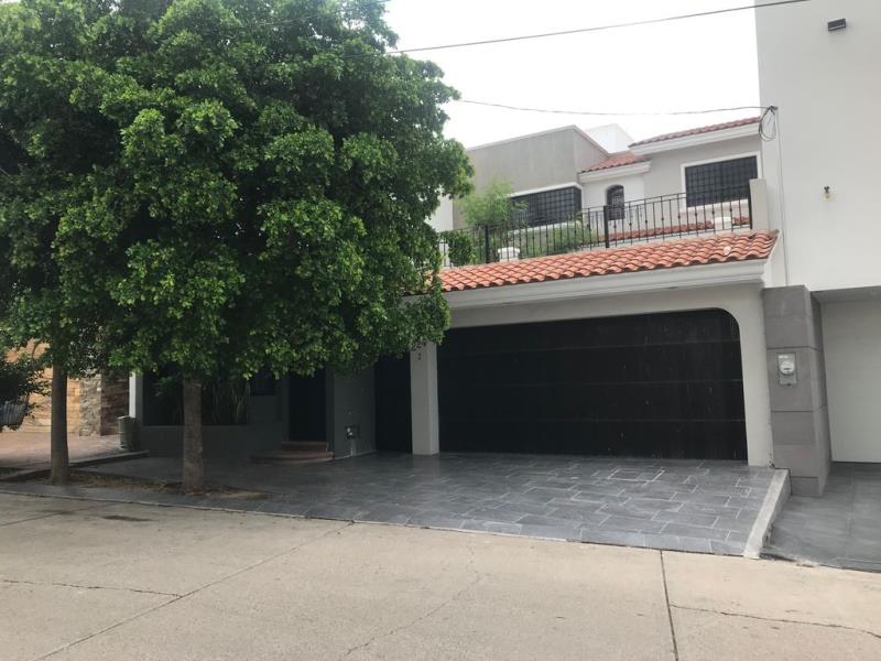 Casa en venta en Montebello, Culiacán — foto 1 de 10