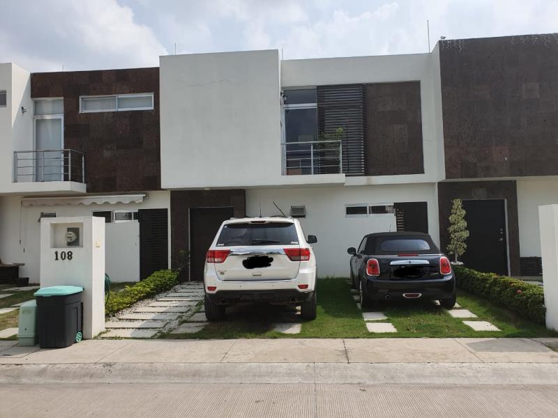 Casa en renta en Zafiro, Centro — foto 1 de 14