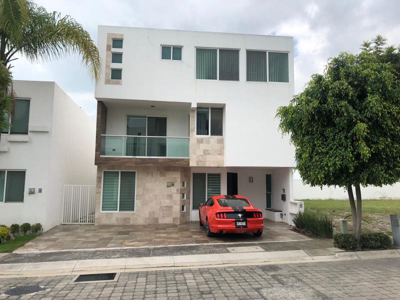 Casa en venta en Lomas de Angelópolis II, San Andrés Cholula — foto 1 de 29