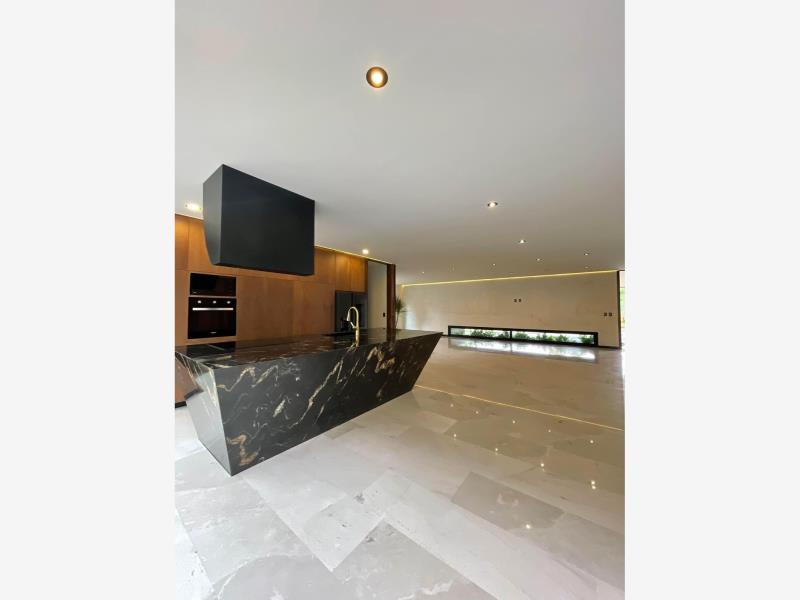 Casa en venta en Bosque Monarca, Morelia — foto 1 de 17