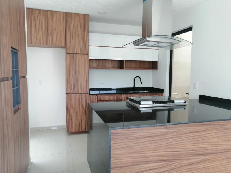Casa en venta en Tres Marías, Morelia — foto 1 de 18