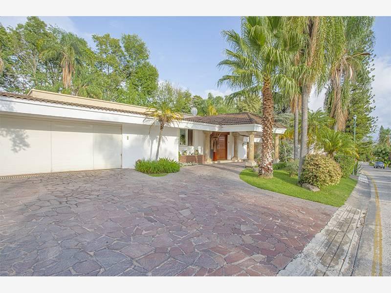 Casa en venta en Club de Golf Santa Anita, Tlajomulco de Zúñiga — foto 1 de 23