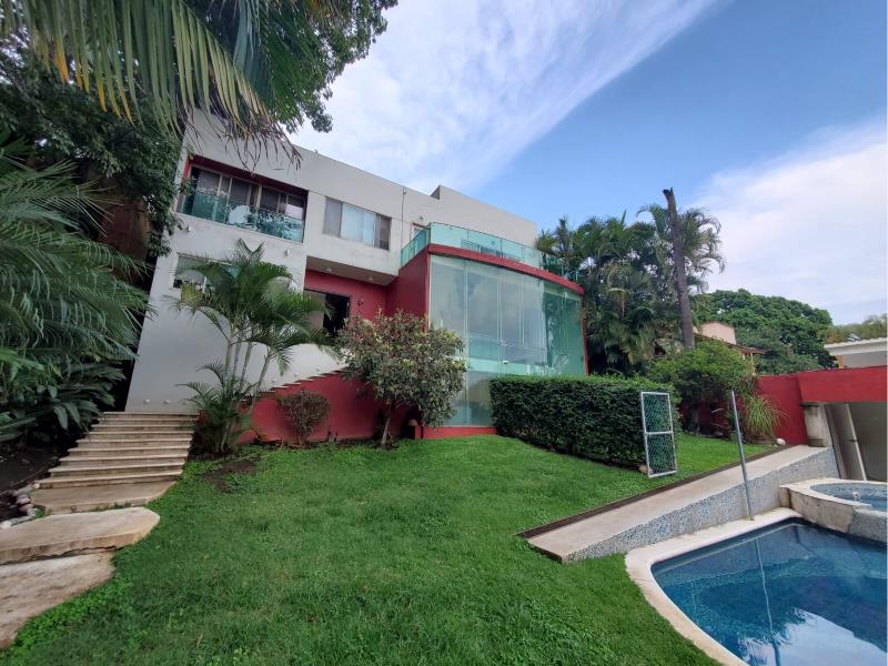 Casa en venta en Lomas de Cortes, Cuernavaca — foto 1 de 28