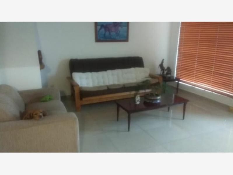 Casa en venta en Valle Dorado, Tlalnepantla de Baz — foto 1 de 13