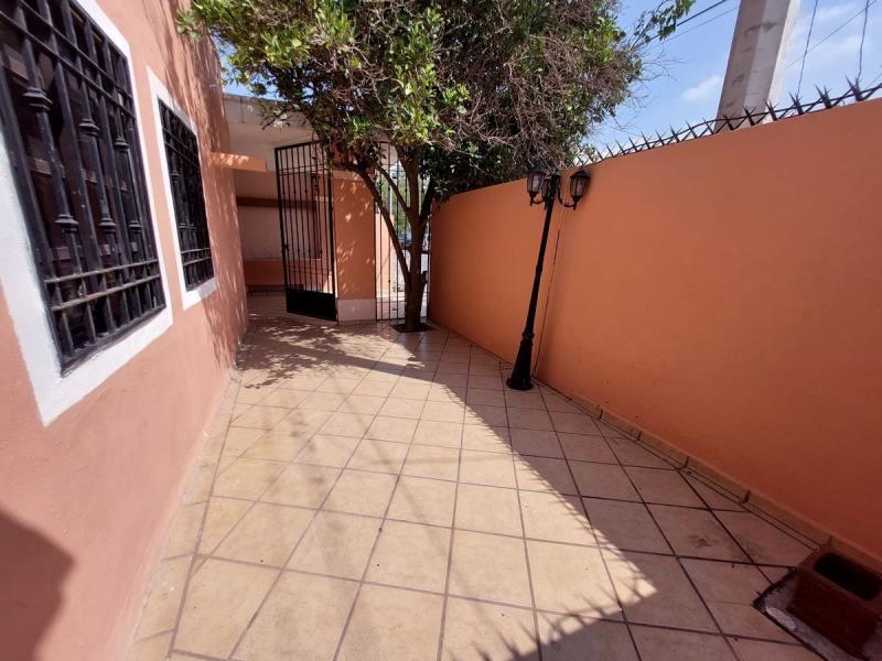 Casa en venta en Lomas del Roble, San Nicolás de los Garza, Nuevo León