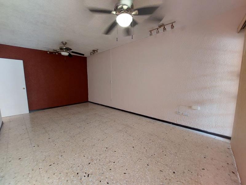 Casa en venta en Lomas del Roble, San Nicolás de los Garza, Nuevo León