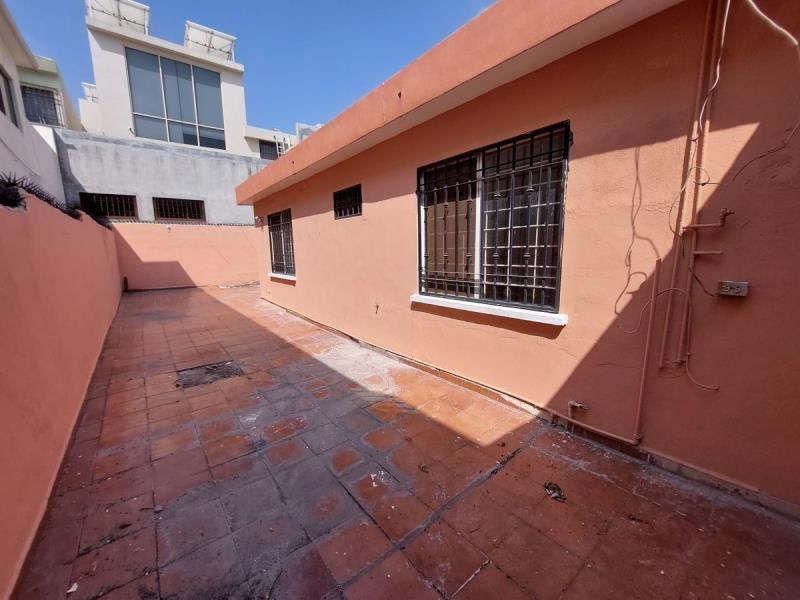 Casa en venta en Lomas del Roble, San Nicolás de los Garza, Nuevo León