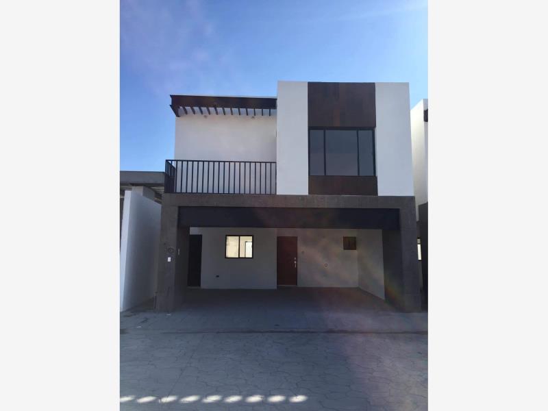 Casa en venta en Villa de las Palmas, Torreón — foto 1 de 27