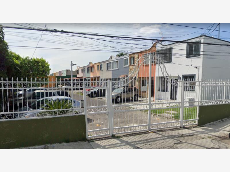 Casa en venta en El Colli Urbano 1a. Sección, Zapopan — foto 1 de 10