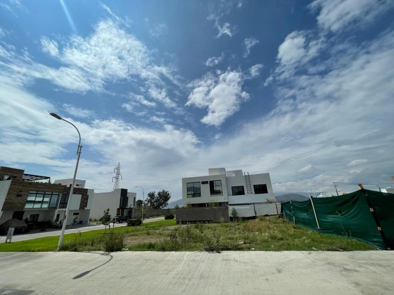 Terreno en venta en Arbolada Bosques de Santa Anita, Tlajomulco de Zúñiga — foto 1 de 18