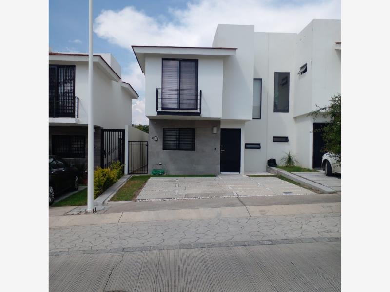 Casa en venta en Altara 2, Tlajomulco de Zúñiga, Jalisco