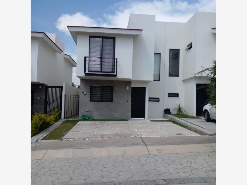 Casa en venta en Altara 2, Tlajomulco de Zúñiga, Jalisco