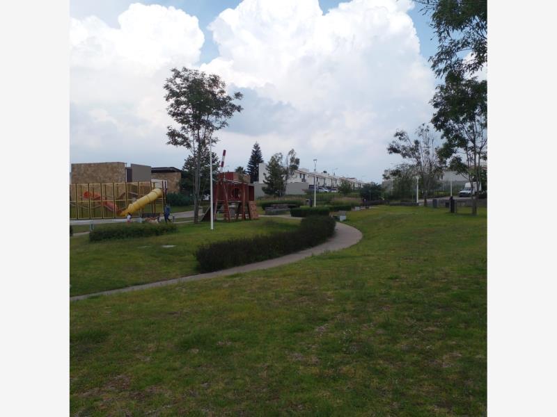Casa en venta en Altara 2, Tlajomulco de Zúñiga, Jalisco