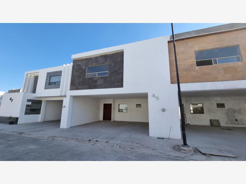 Casa en venta en Villas del Renacimiento, Torreón — foto 1 de 11