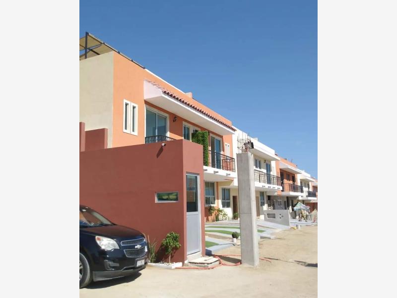 Variedad de inmuebles en México en