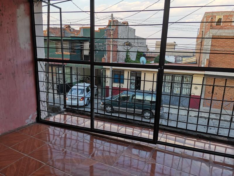 Casa en venta en Precursores de la Revolucion, Morelia — foto 1 de 15