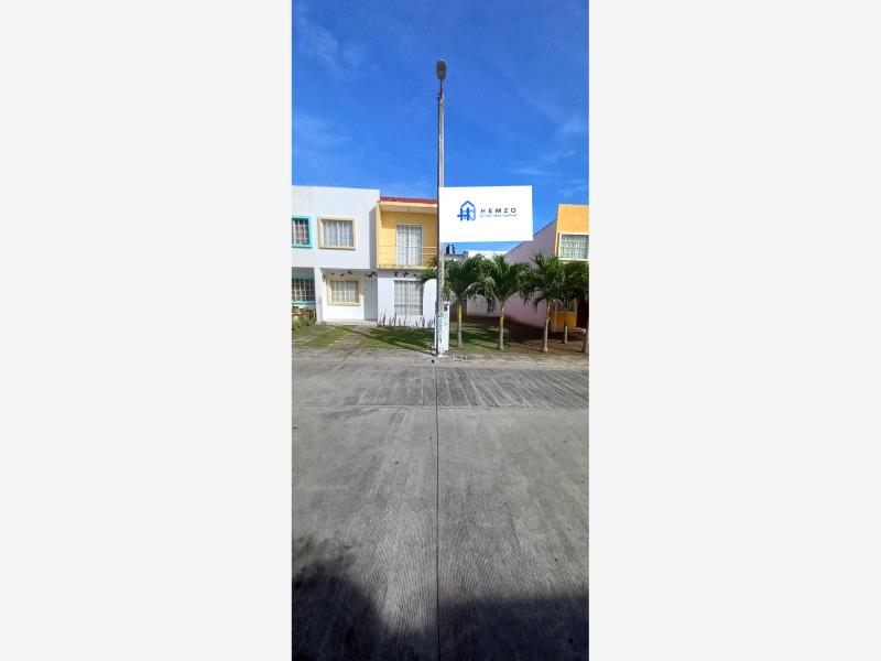 Casa en venta en Residencial del Bosque, Veracruz — foto 1 de 7