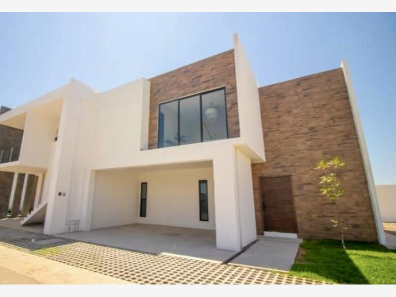 Casa en venta en Villas del Renacimiento, Torreón — foto 1 de 26