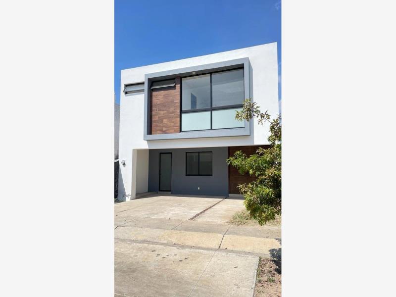 Casa en venta en Punto Sur, Tlajomulco de Zúñiga — foto 1 de 25