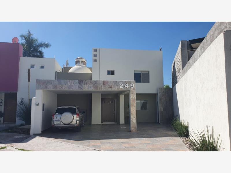Casa en venta en Los Viñedos, Torreón — foto 1 de 36