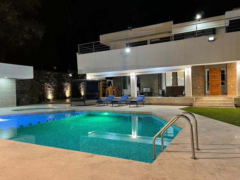 Casa en venta en Palmira Tinguindin, Cuernavaca — foto 1 de 29
