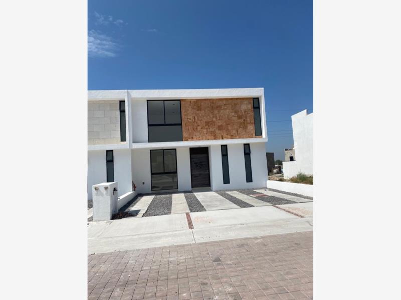 Casa en venta en Cañadas del Arroyo, Corregidora — foto 1 de 20