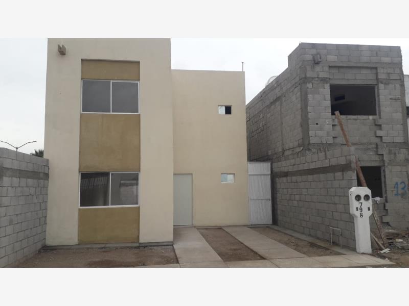 Casa en venta en La Cortina, Torreón — foto 1 de 8