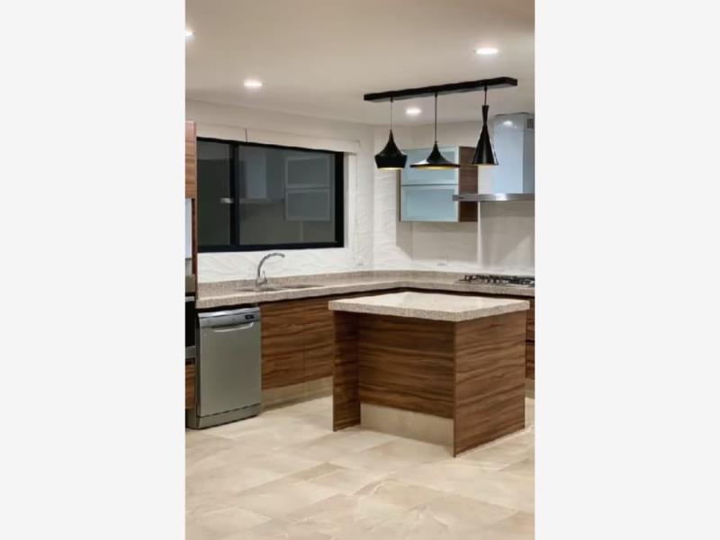 Casa en venta en Residencial Lago Esmeralda, Atizapán de Zaragoza — foto 1 de 11